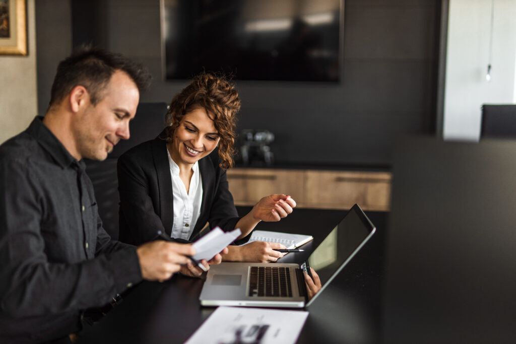 Réussir son premier jour de travail : astuces et conseils